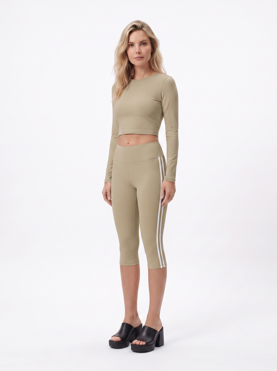 ACTIVE CAPRI – High-Waist 3/4 Leggings mit Seitenstreifen