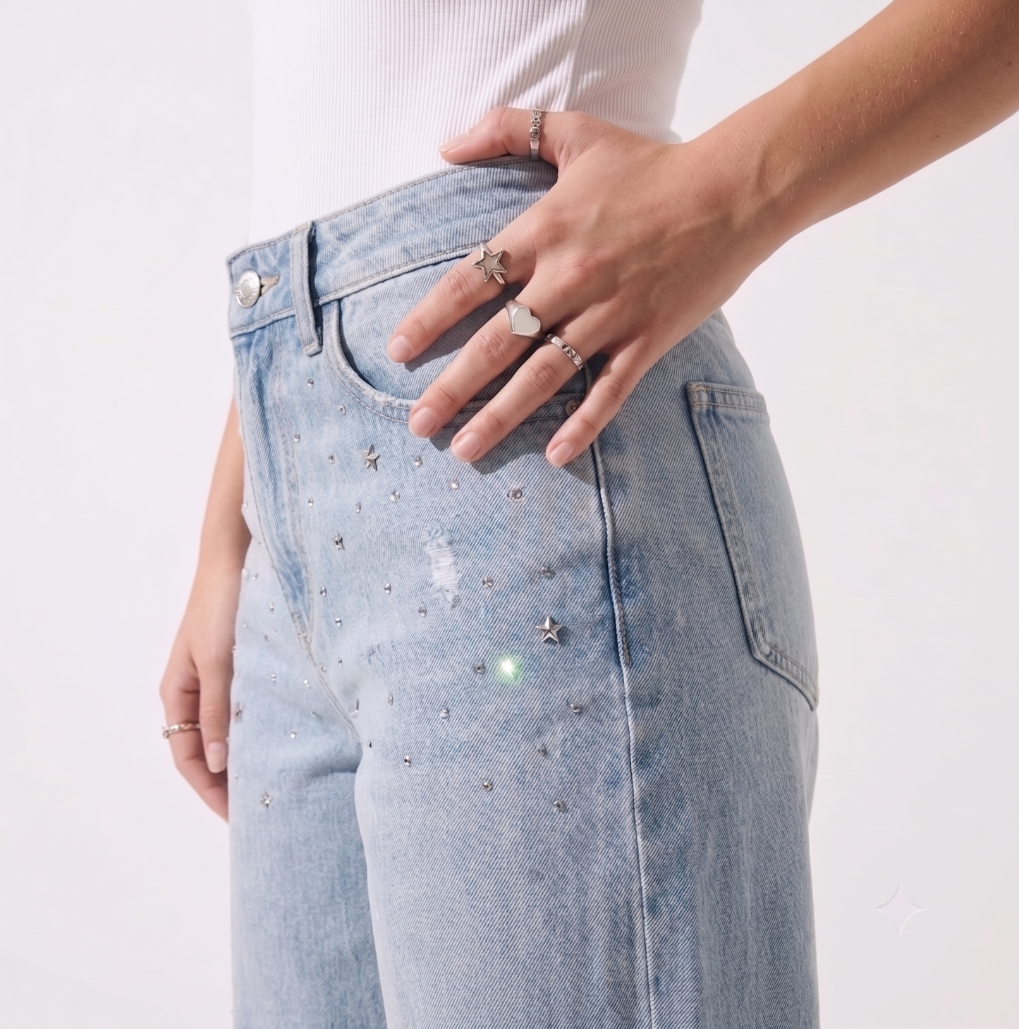 Glitzer-Jeans mit Strasssteinen & Sternen – High Waist Mom Jeans für Damen
