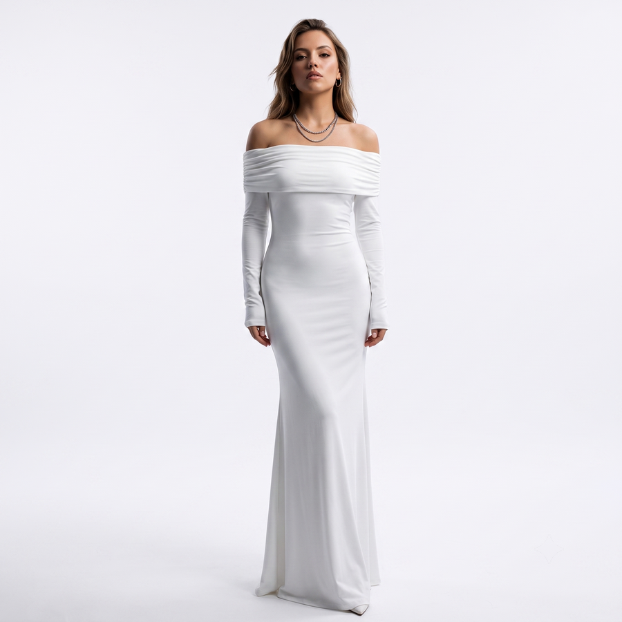 OFF-SHOULDER ELEGANCE – Maxikleid mit trägerfreiem Schnitt