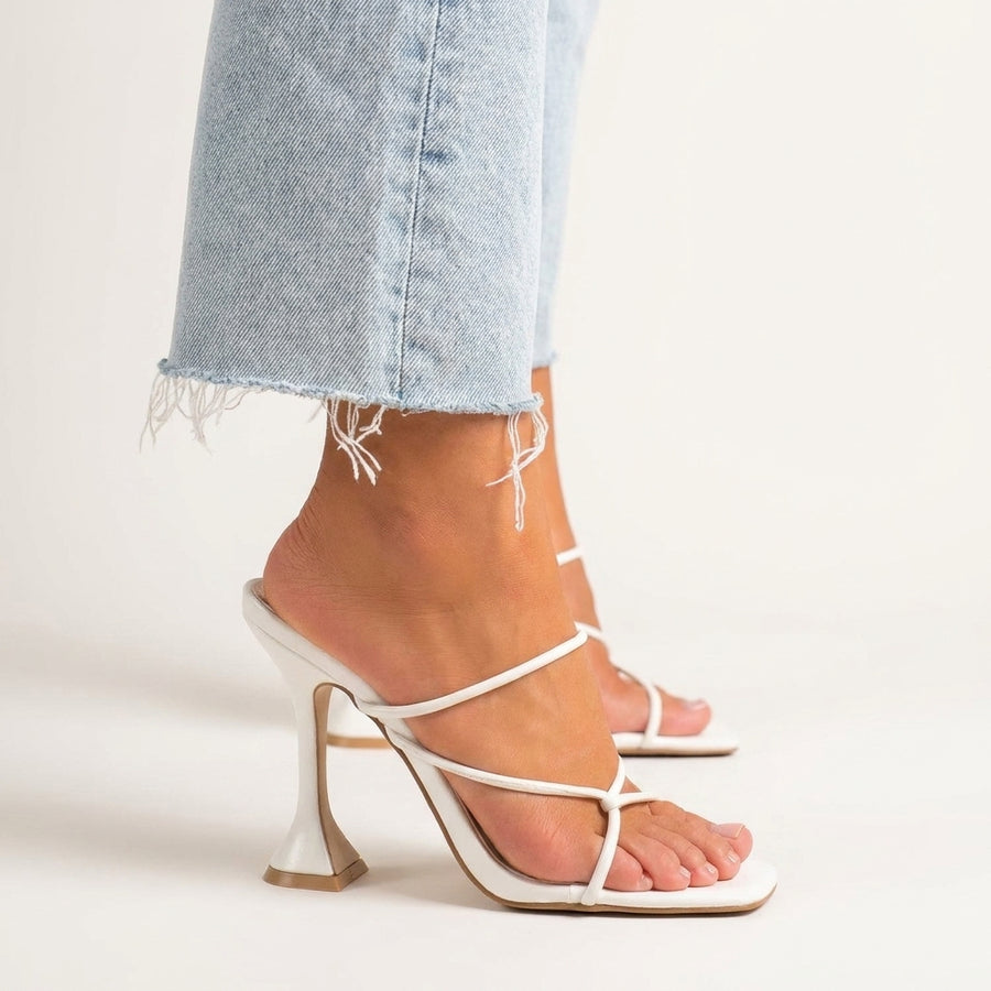 Casual High Heels - Studio Look