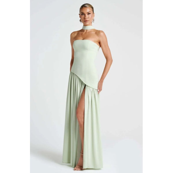 Mehrfarbiges Abendkleid – Elegant & Zeitlos